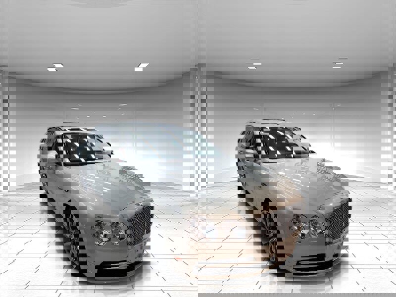 Used 2016 Bentley Flying Spur V8 image 13