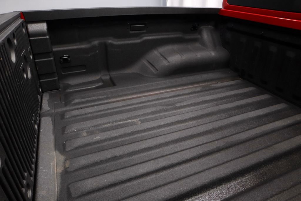 Certified 2025 Nissan Frontier S w/ S Utility Package image 13