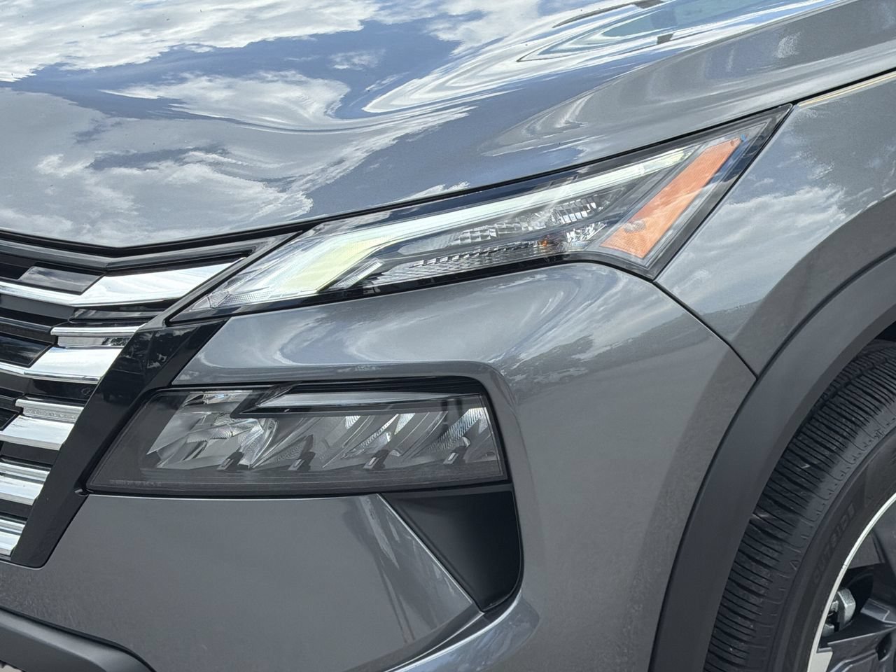 Used 2026 Nissan Rogue SV FWD image 6