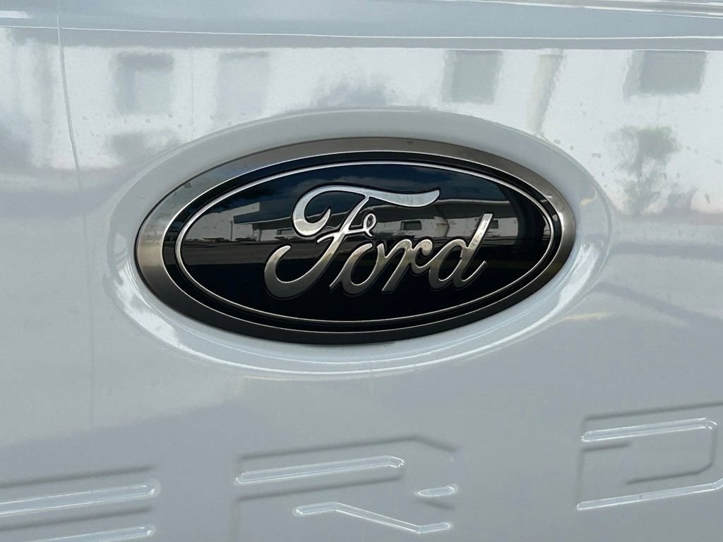 New 2026 Ford F250 Lariat w/ Black Appearance Package AWD/4WD image 26