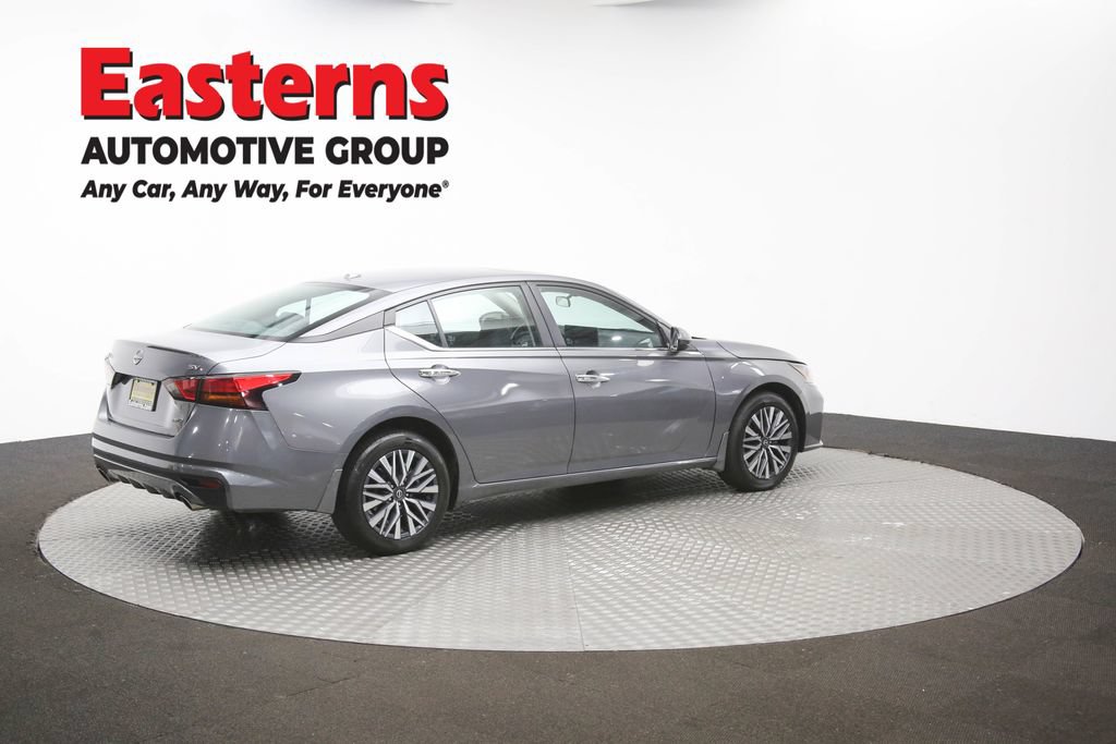 Used 2024 Nissan Altima 2.5 SV w/ SV Premium Package AWD/4WD image 38