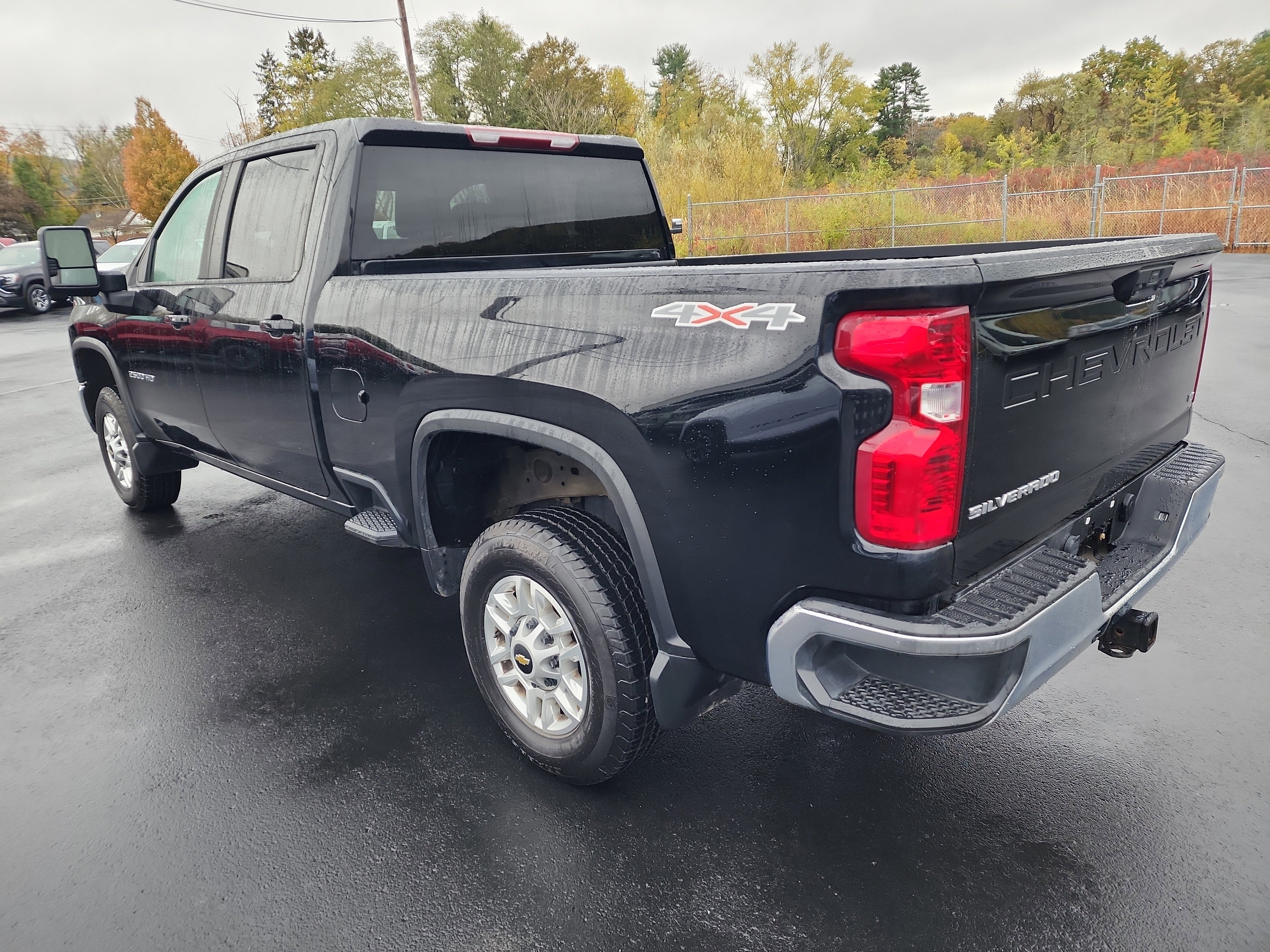 Certified 2024 Chevrolet Silverado 2500 LT w/ Convenience Package image 6