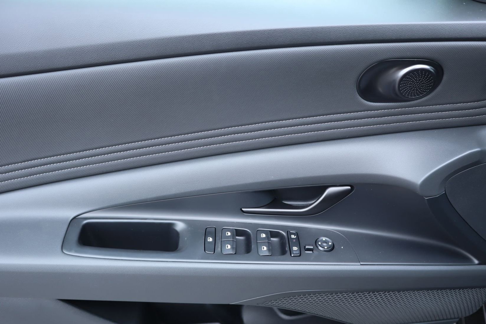 New 2026 Hyundai Elantra Sport FWD image 20