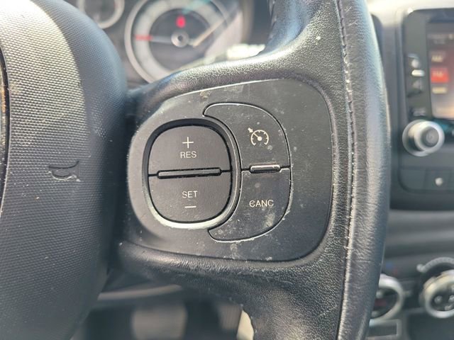 Used 2017 FIAT 500L Trekking w/ Premium Package image 29