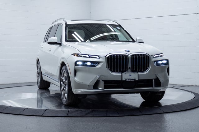 Certified 2023 BMW X7 xDrive40i w/ Premium Package image 4