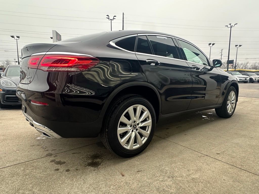Used 2020 Mercedes-Benz GLC 300 4MATIC Coupe image 8