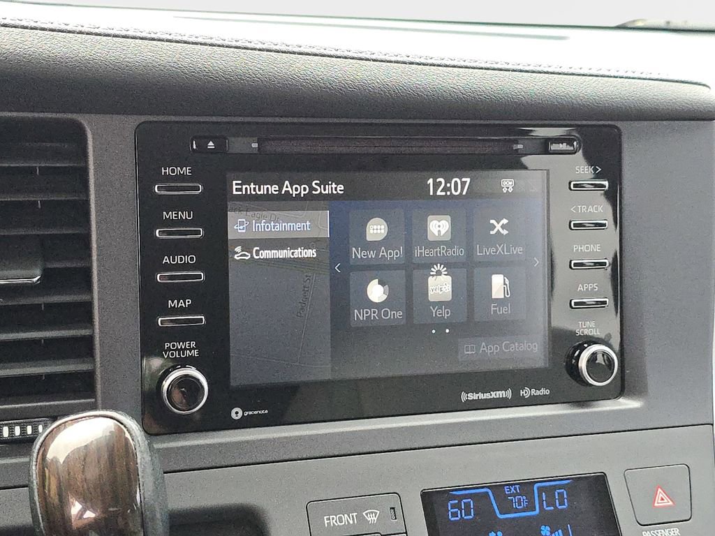 Used 2019 Toyota Sienna XLE w/ XLE Navigation Package AWD/4WD image 28