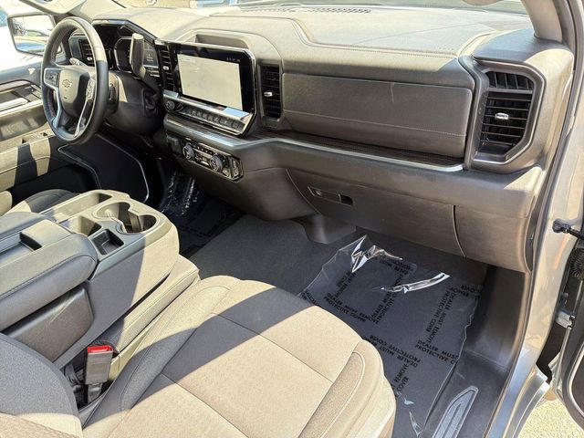 Used 2025 Chevrolet Silverado 1500 LT AWD/4WD image 28