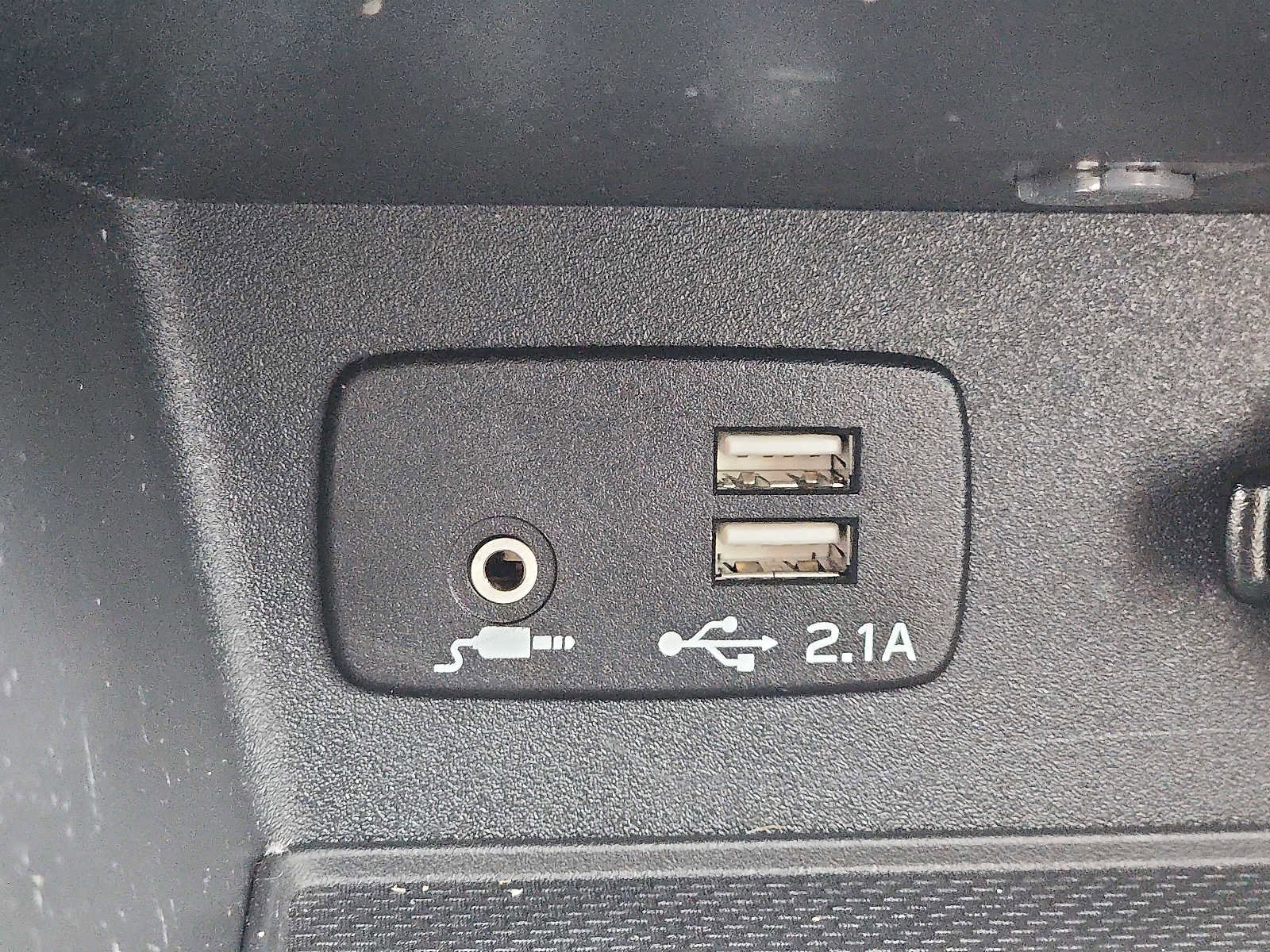 Used 2023 Subaru Forester Premium image 24