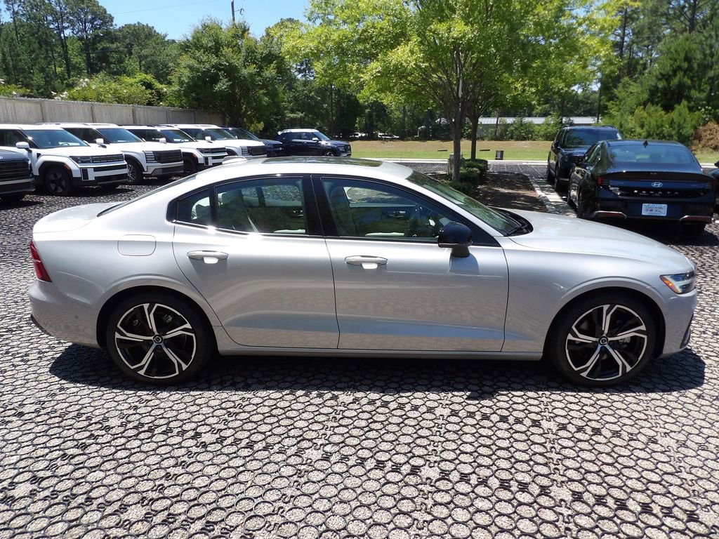 Certified 2024 Volvo S60 B5 Ultimate w/ Climate Package AWD/4WD image 5