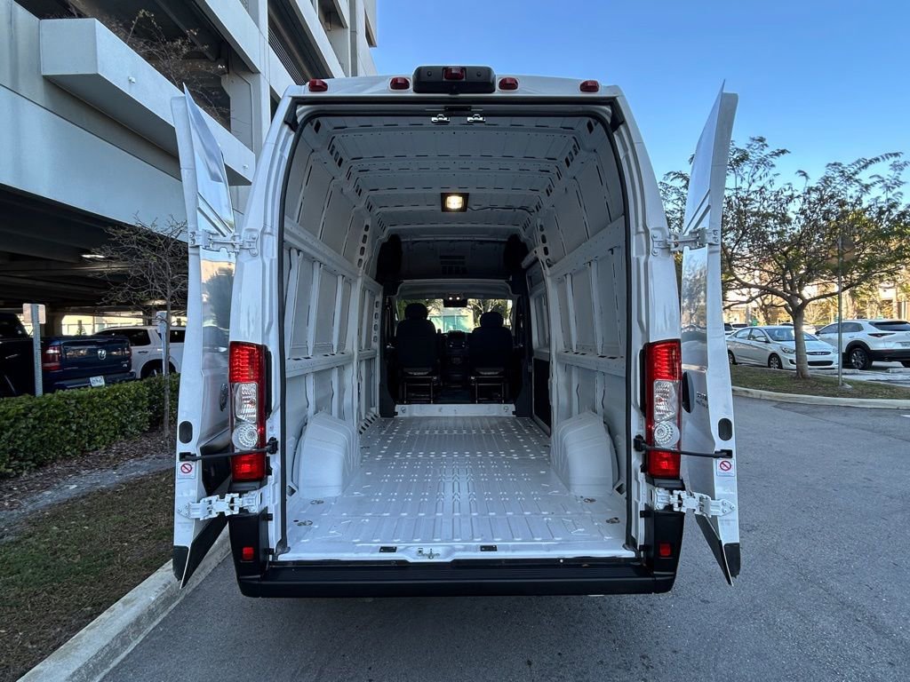 Used 2025 RAM ProMaster 3500 w/ Convenience Group FWD image 37