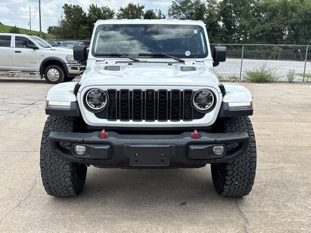 Used 2024 Jeep Wrangler Unlimited Rubicon AWD/4WD image 12