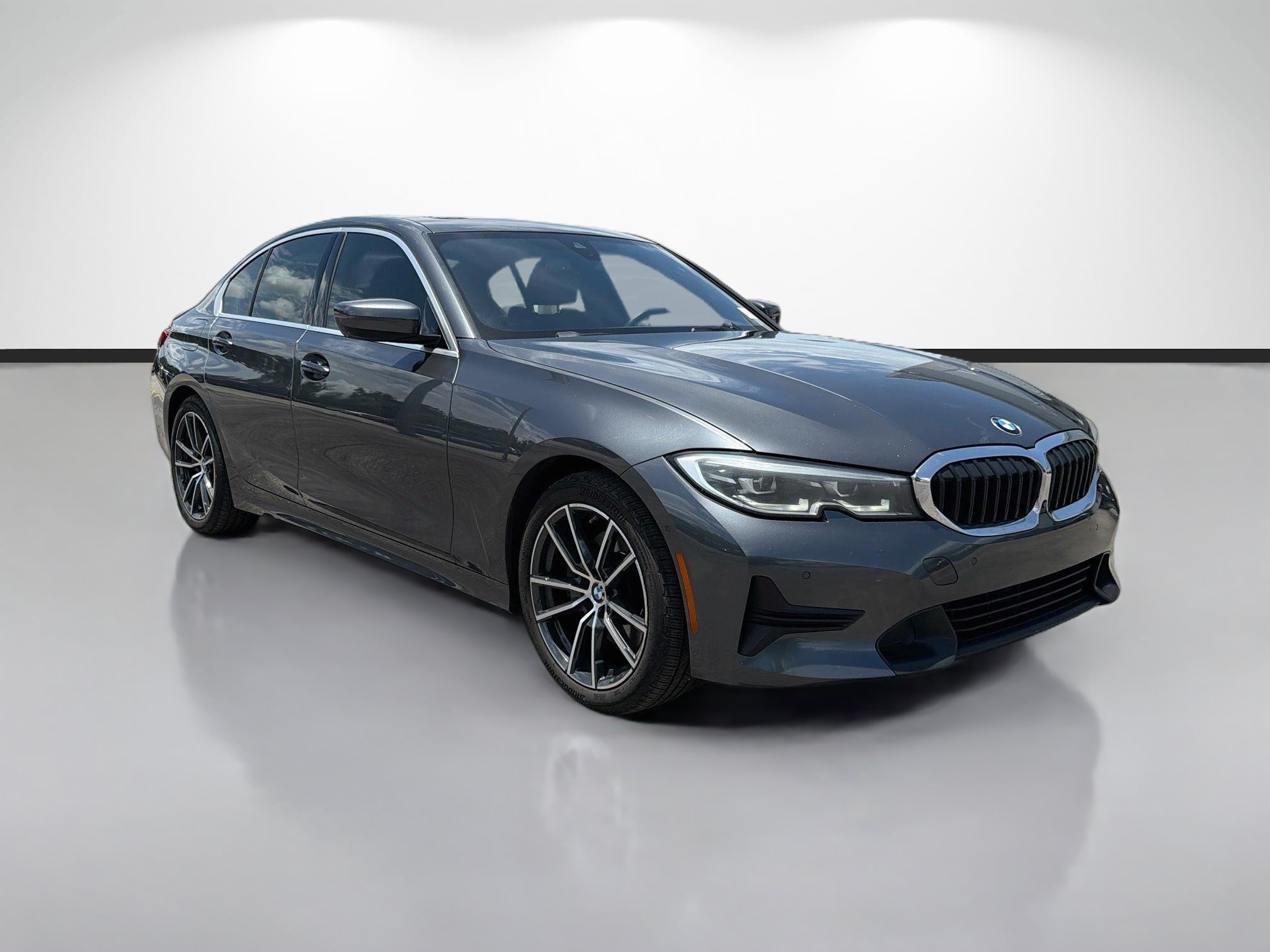 Used 2021 BMW 330i Sedan w/ Premium Package RWD image 1