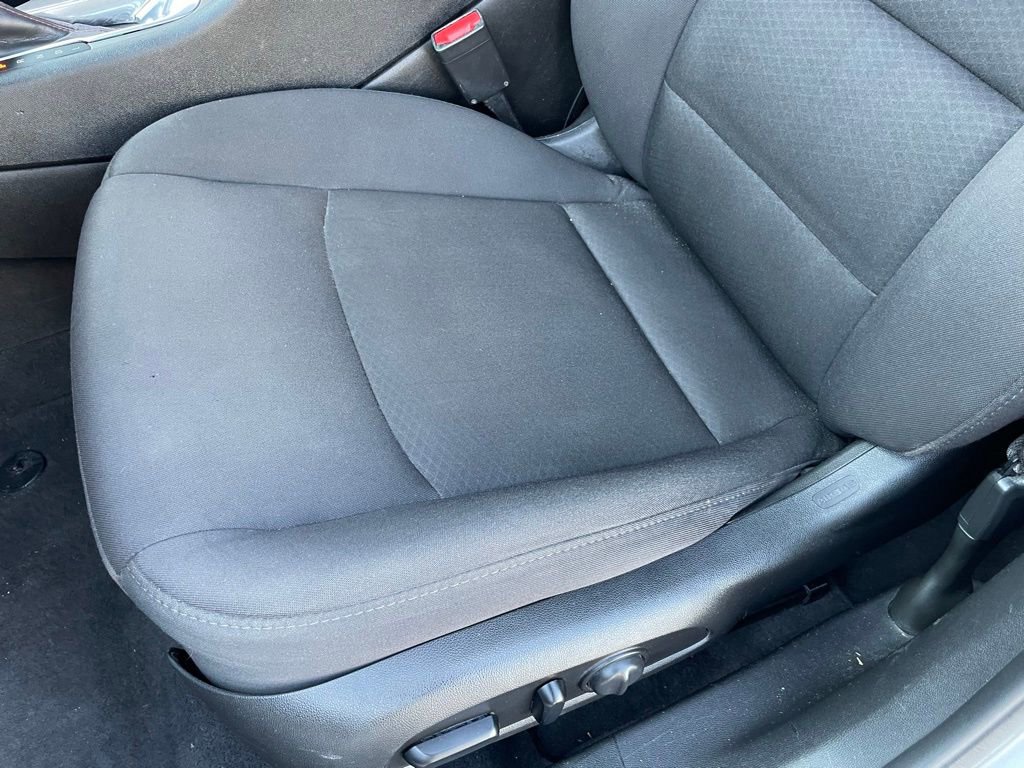 Used 2021 Chevrolet Malibu RS image 24