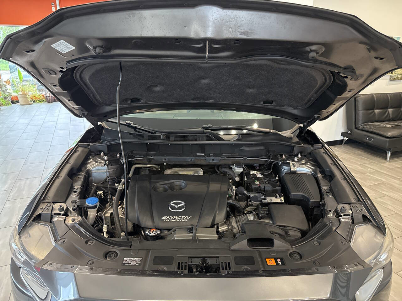 Used 2017 MAZDA CX-5 Touring w/ Preferred Equipment Package FWD image 54