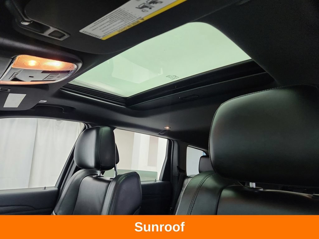Used 2019 Jeep Grand Cherokee Laredo AWD/4WD image 12