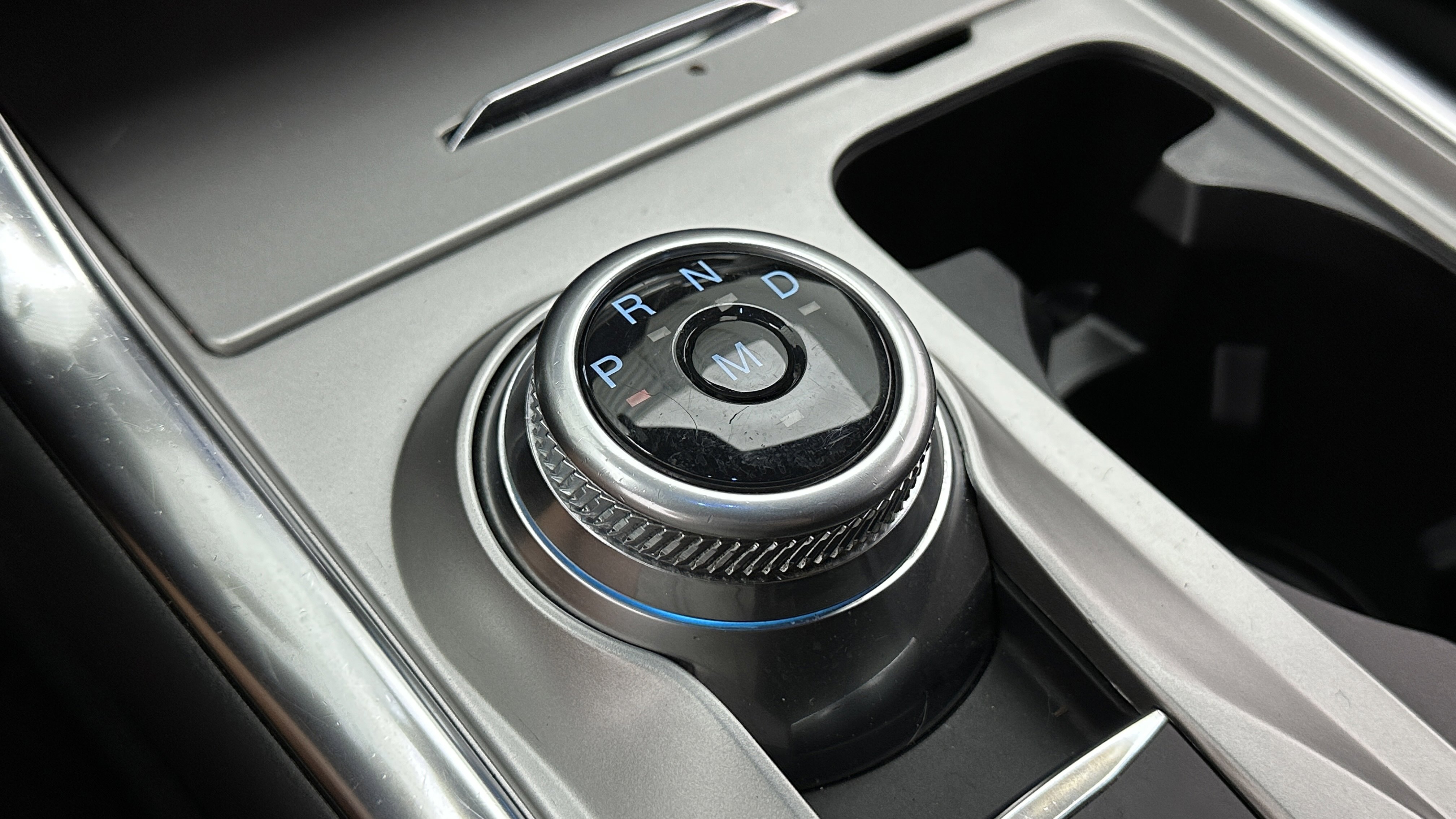 Used 2020 Ford Explorer XLT w/ Equipment Group 202A image 18