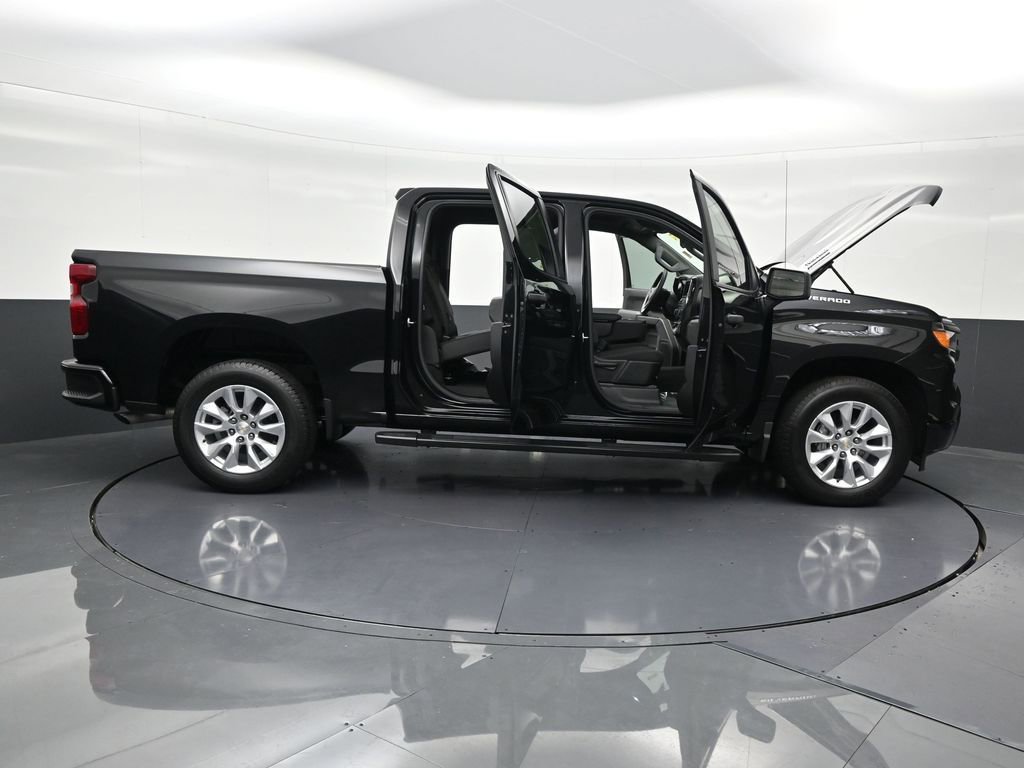 Used 2026 Chevrolet Silverado 1500 Custom image 34