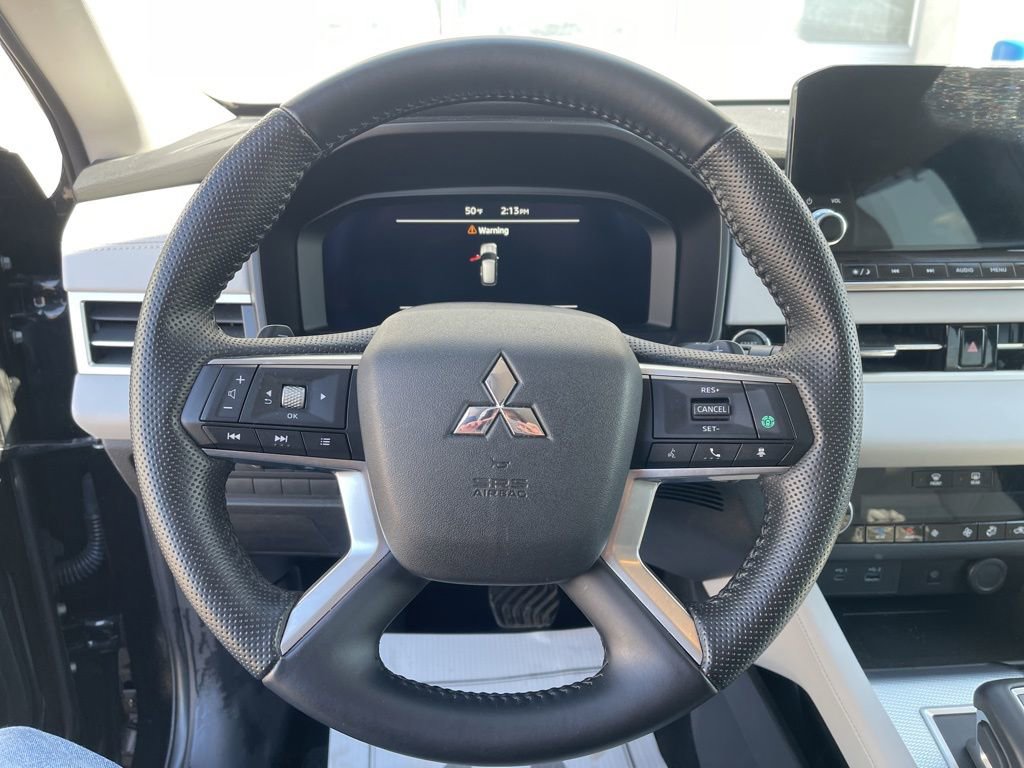 Used 2024 Mitsubishi Outlander SEL image 12