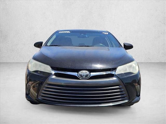 Used 2017 Toyota Camry XLE w/ Moonroof Package FWD video 2