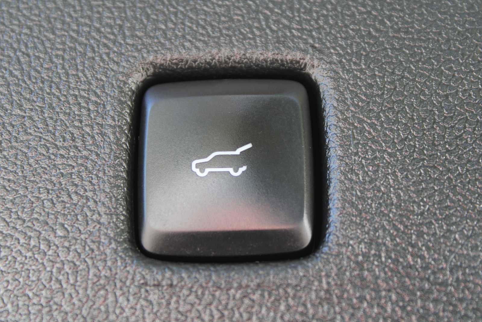 Used 2023 Ford Escape Active w/ Cold Weather Package image 11