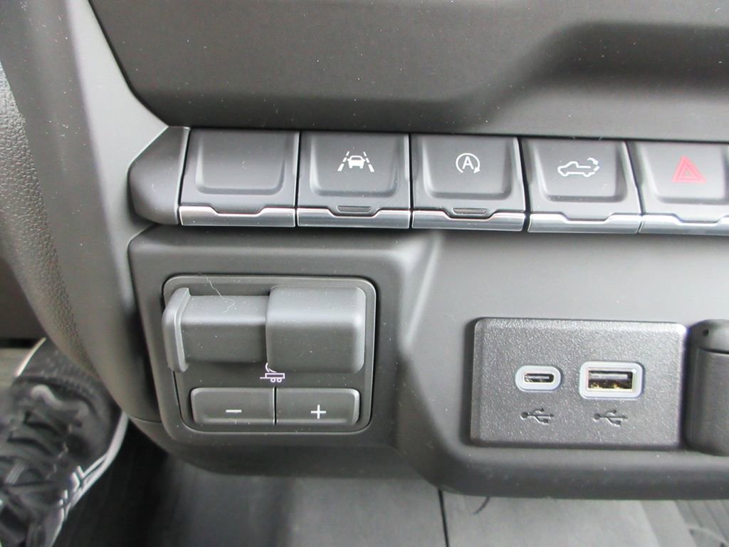 New 2026 Chevrolet Silverado 1500 Custom Trail Boss w/ LPO, Dark Essentials Package image 31