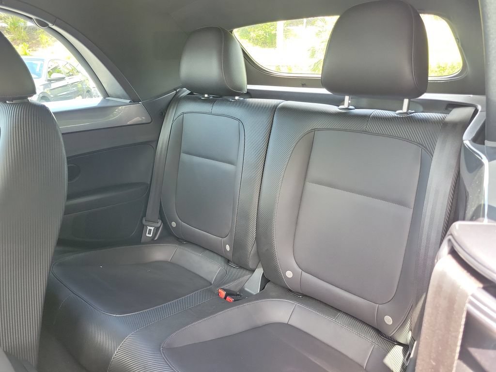 Used 2019 Volkswagen Beetle 2.0T S FWD image 8