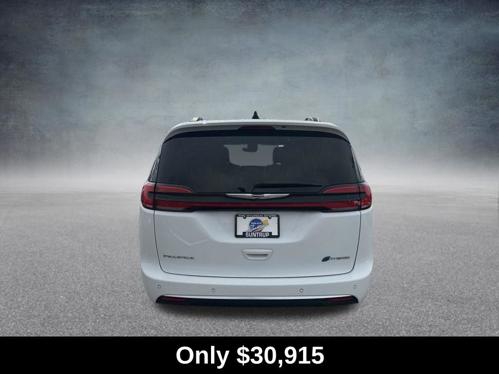 Used 2023 Chrysler Pacifica Pinnacle FWD image 4