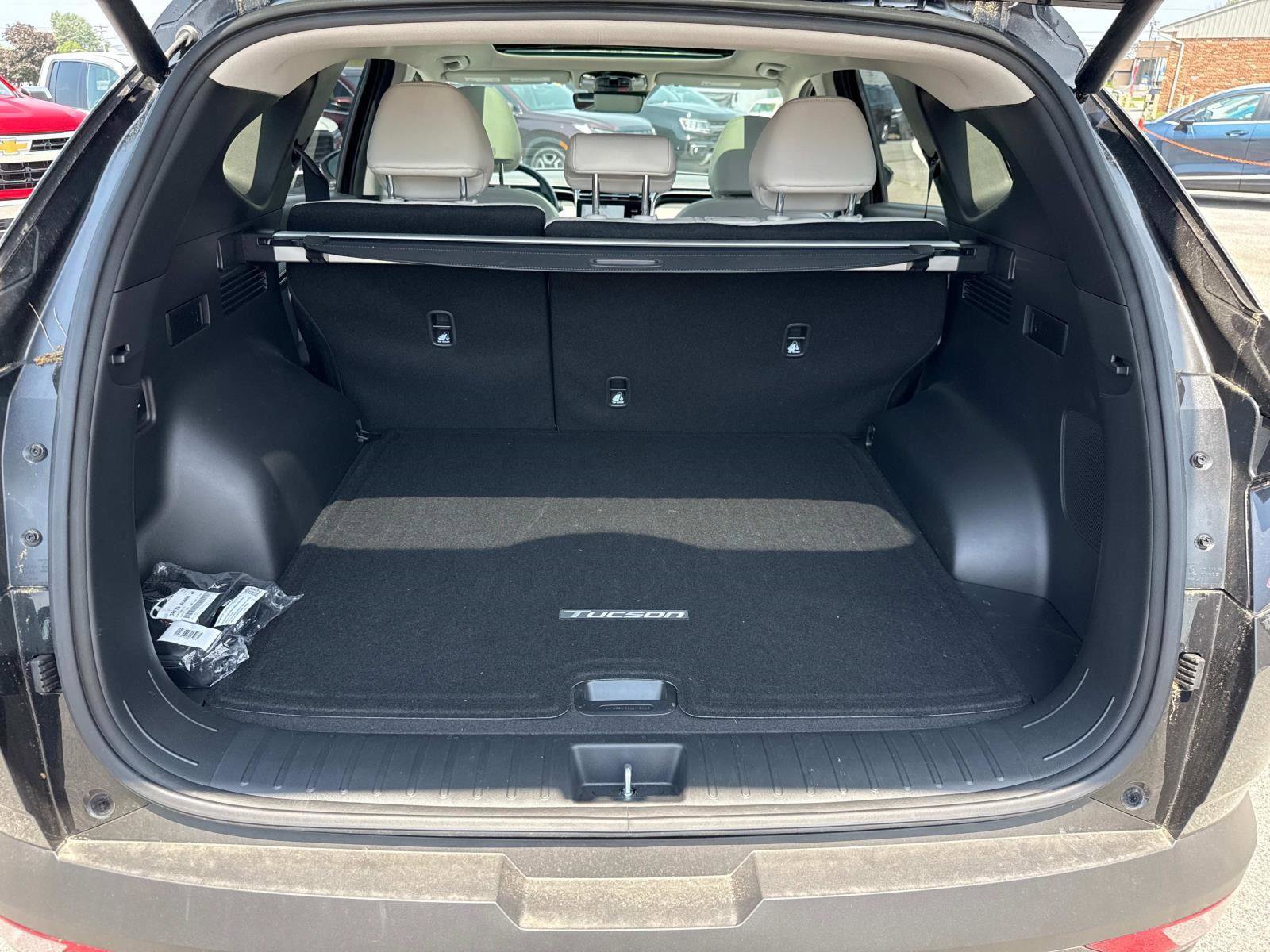Used 2024 Hyundai Tucson Limited image 21