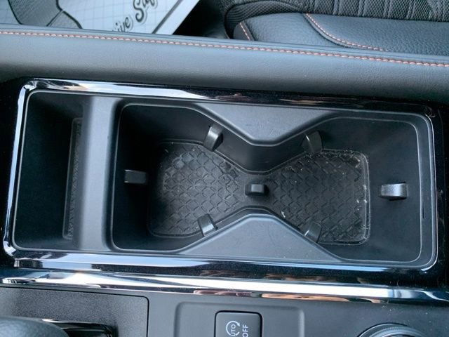 Used 2025 Nissan Pathfinder Rock Creek image 23