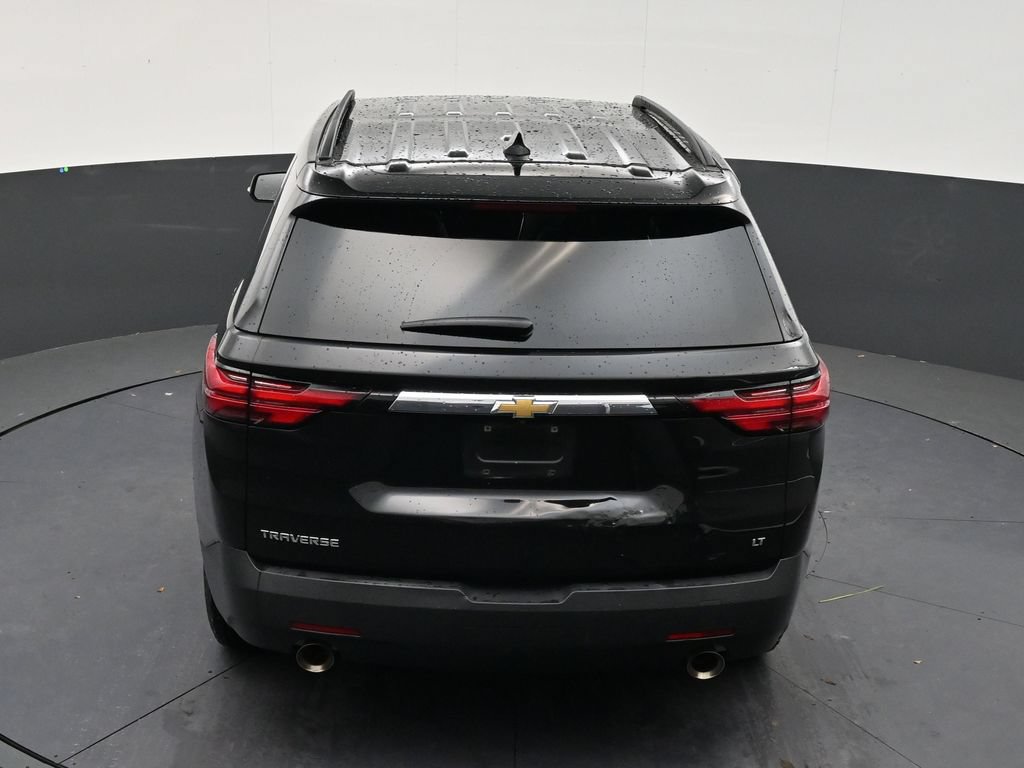 Used 2023 Chevrolet Traverse LT FWD image 14