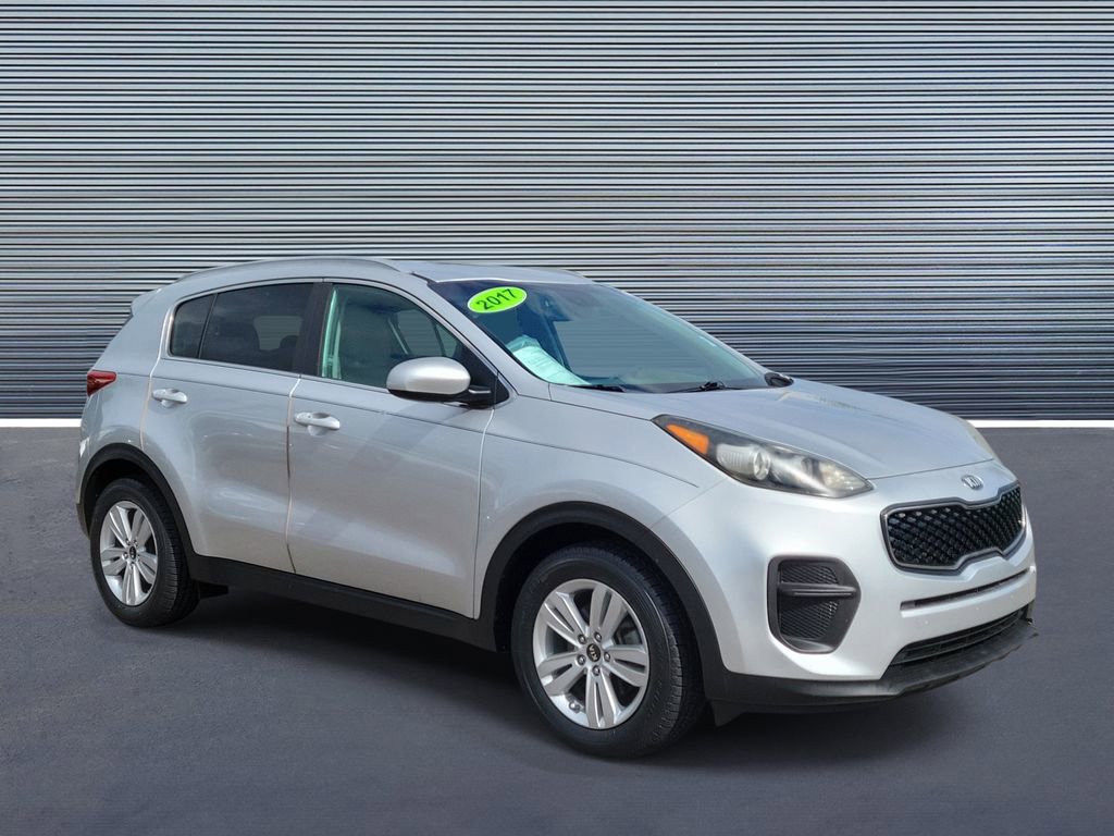 Used 2017 Kia Sportage LX w/ LX Popular Package image 2