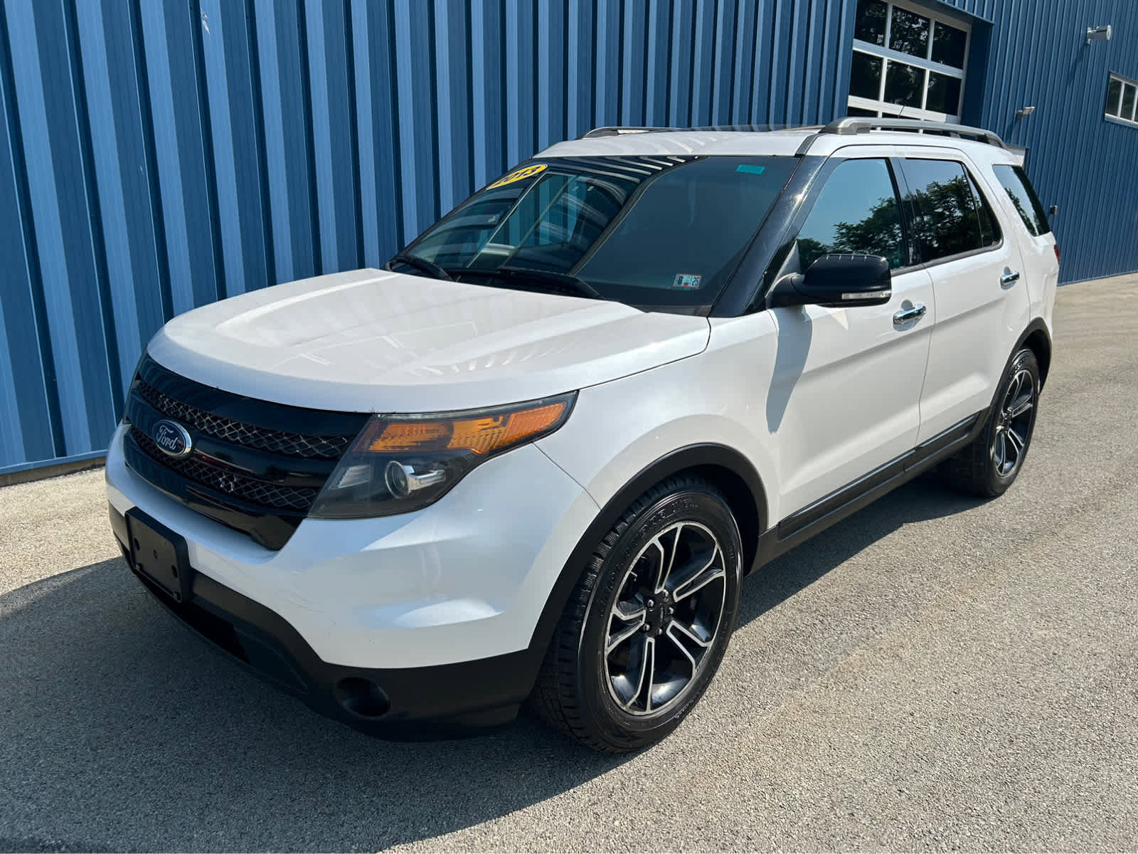 Used 2013 Ford Explorer Sport image 2