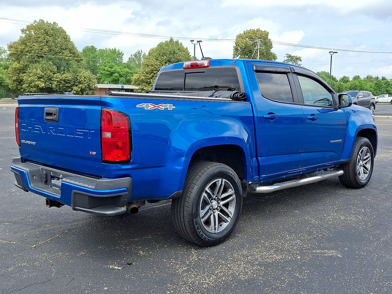 Used 2022 Chevrolet Colorado LT w/ LT Convenience Package AWD/4WD image 24