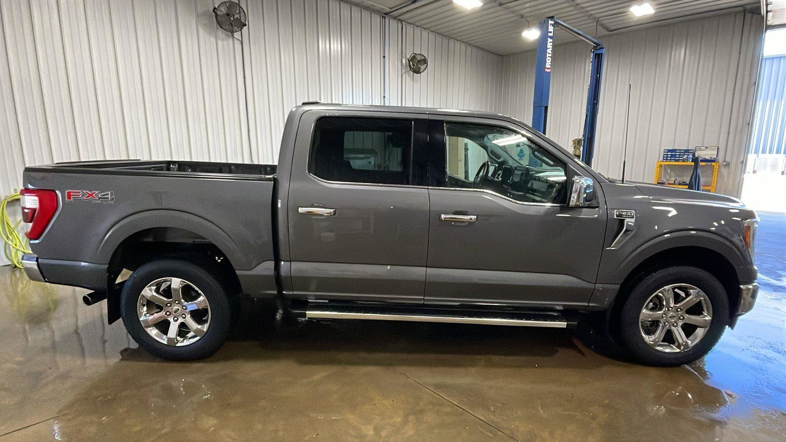 Used 2023 Ford F150 Lariat w/ Equipment Group 502A High image 5