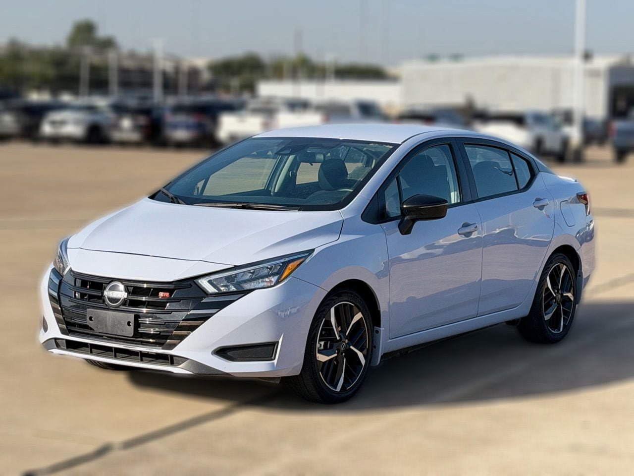 Certified 2025 Nissan Versa SR w/ Trunk Package FWD image 4