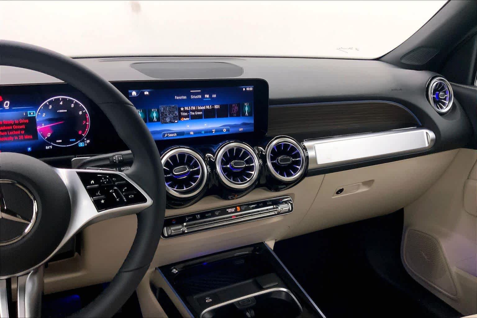 New 2026 Mercedes-Benz GLB 250 image 26