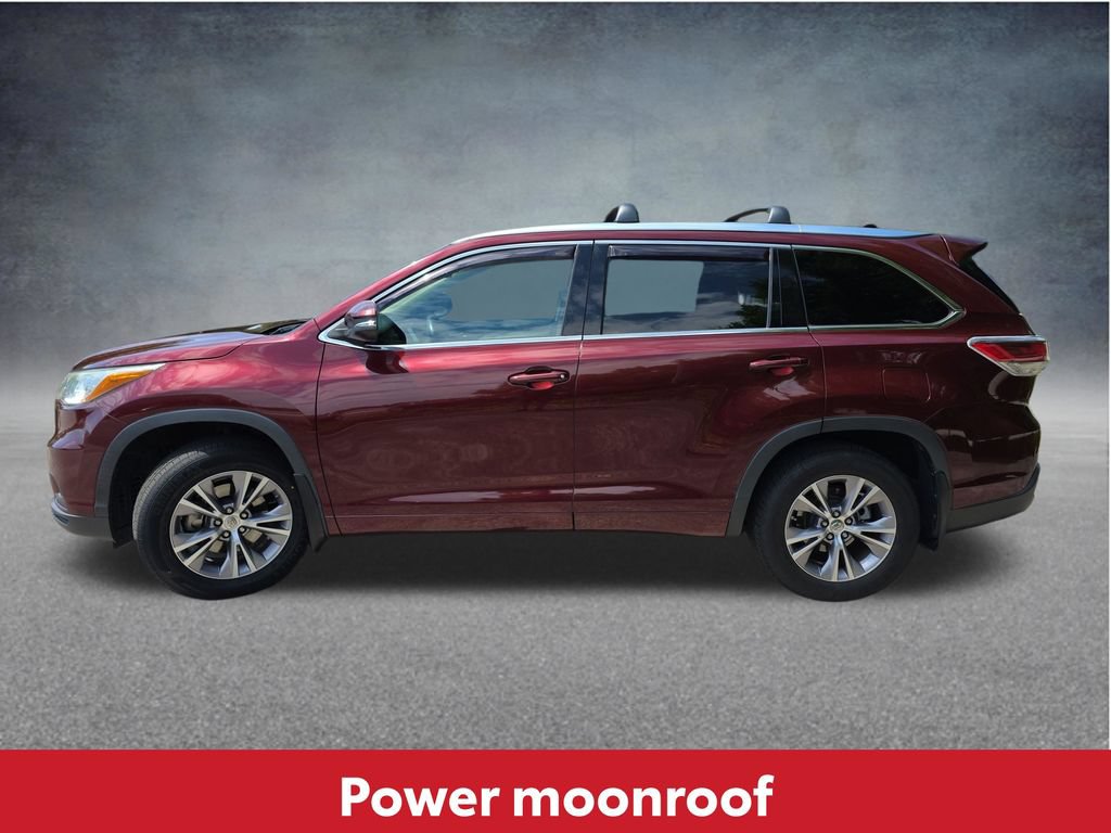 Used 2015 Toyota Highlander XLE AWD/4WD image 10