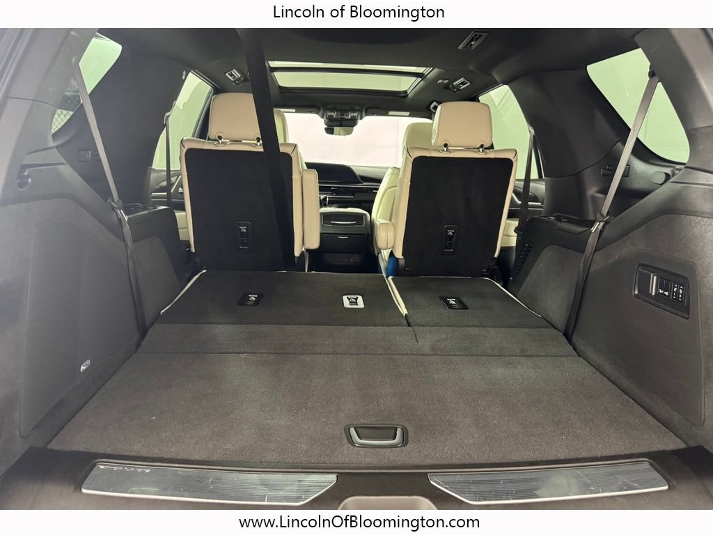 Used 2022 Cadillac Escalade Sport w/ Touring Package AWD/4WD image 16