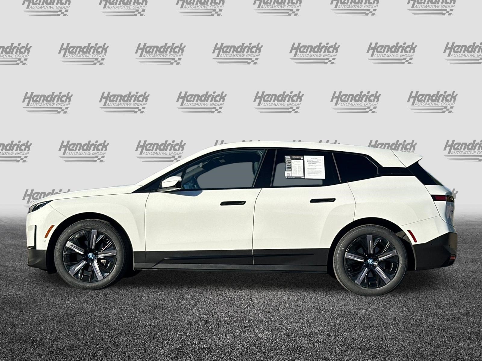 Certified 2024 BMW iX xDrive50 w/ Premium Package AWD/4WD image 8