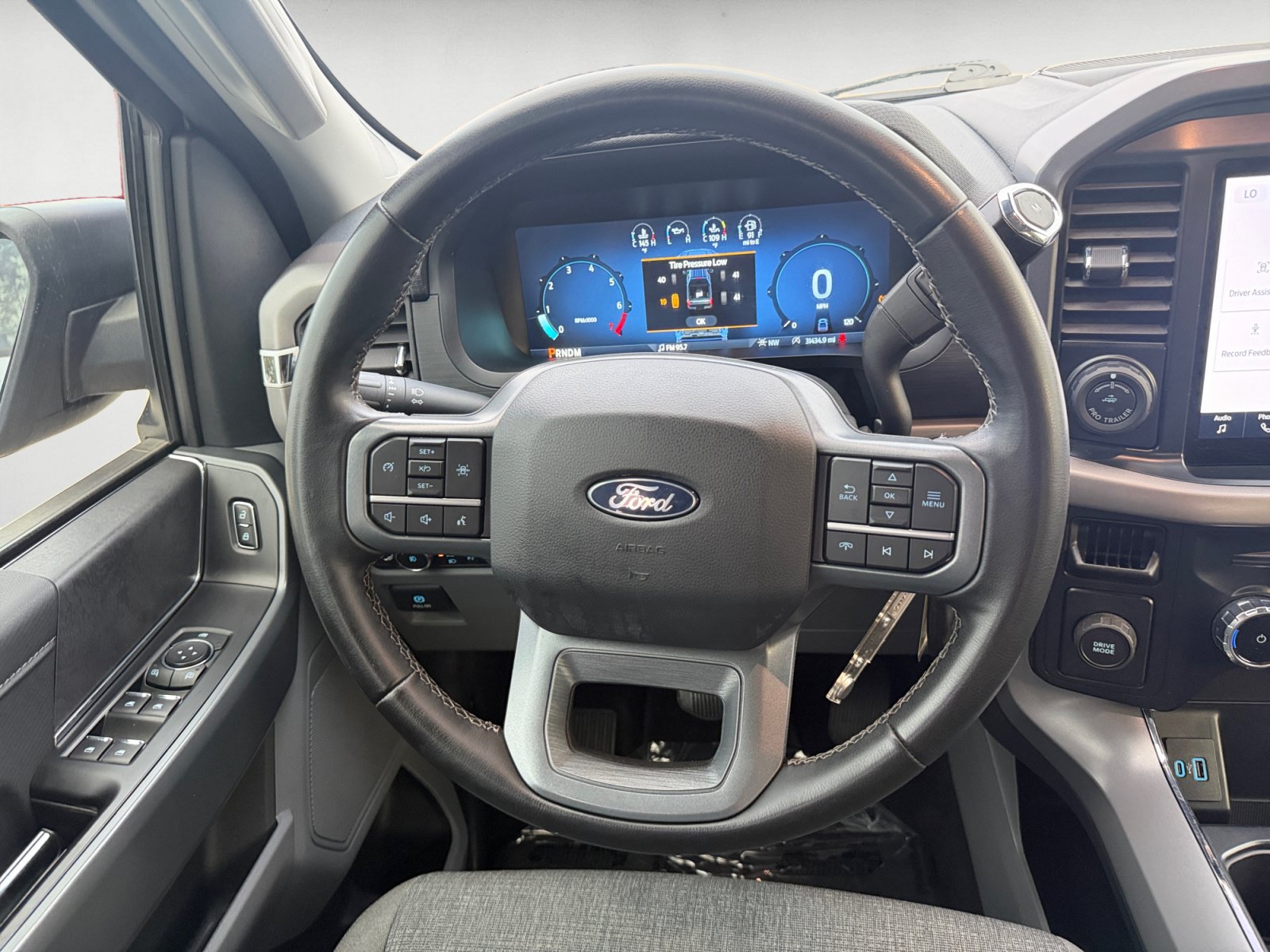 Used 2024 Ford F150 XLT w/ Mobile Office Package RWD image 11