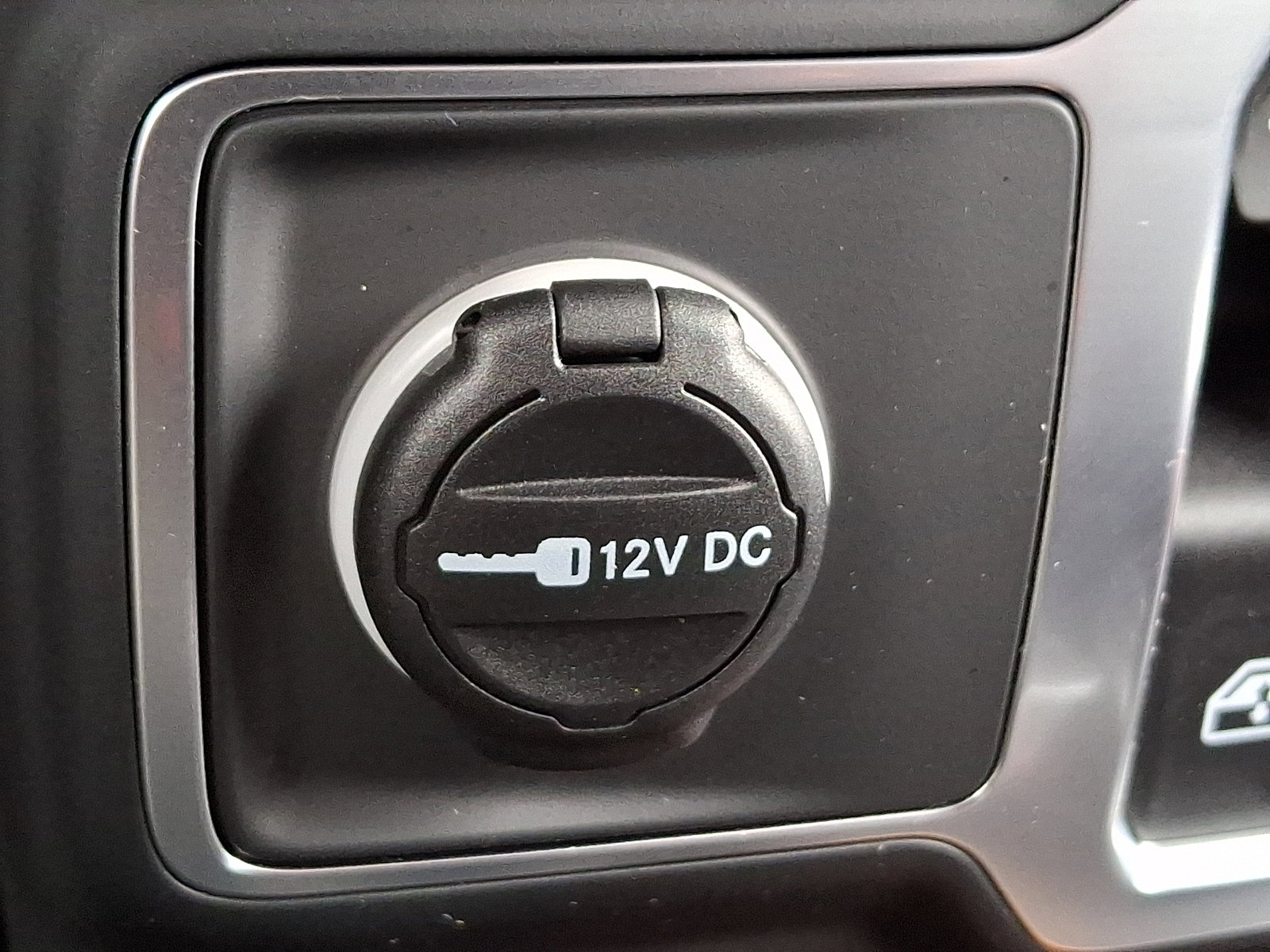 Certified 2023 Jeep Wrangler Rubicon w/ Steel Bumper Group image 25