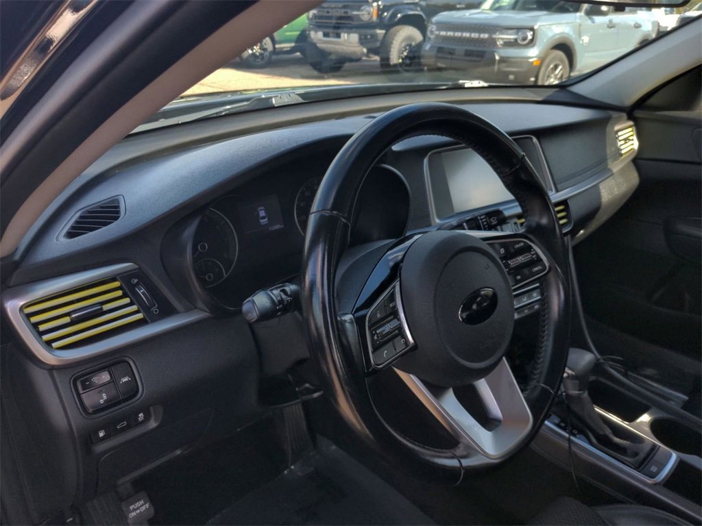 Used 2020 Kia Optima S image 11