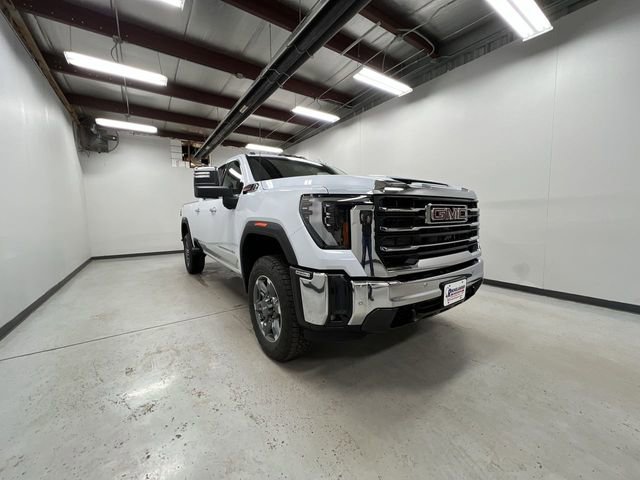 New 2026 GMC Sierra 2500 SLT image 2