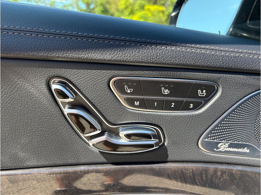 Used 2019 Mercedes-Benz S 560 4MATIC Sedan image 22