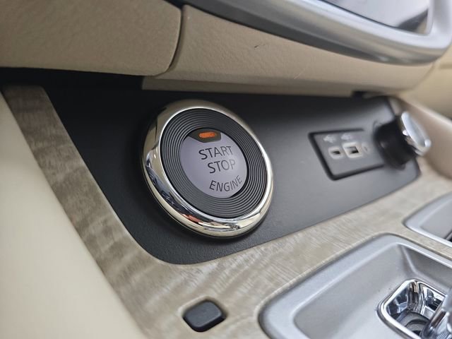 Used 2024 Nissan Murano SV image 35