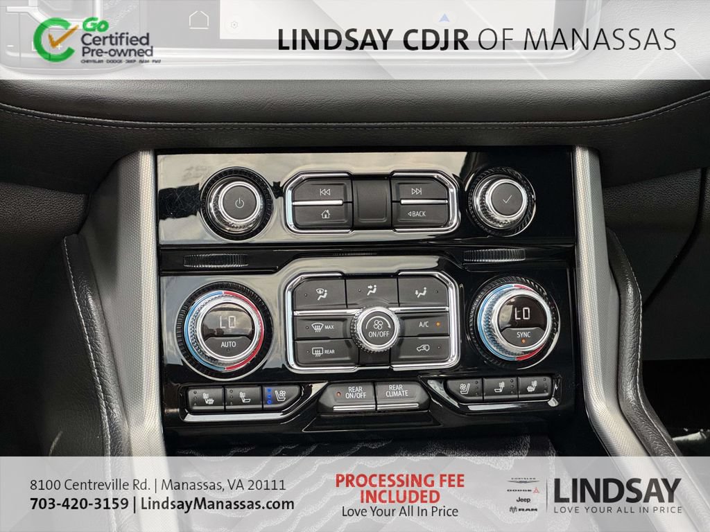 Used 2024 GMC Yukon XL Denali AWD/4WD image 27