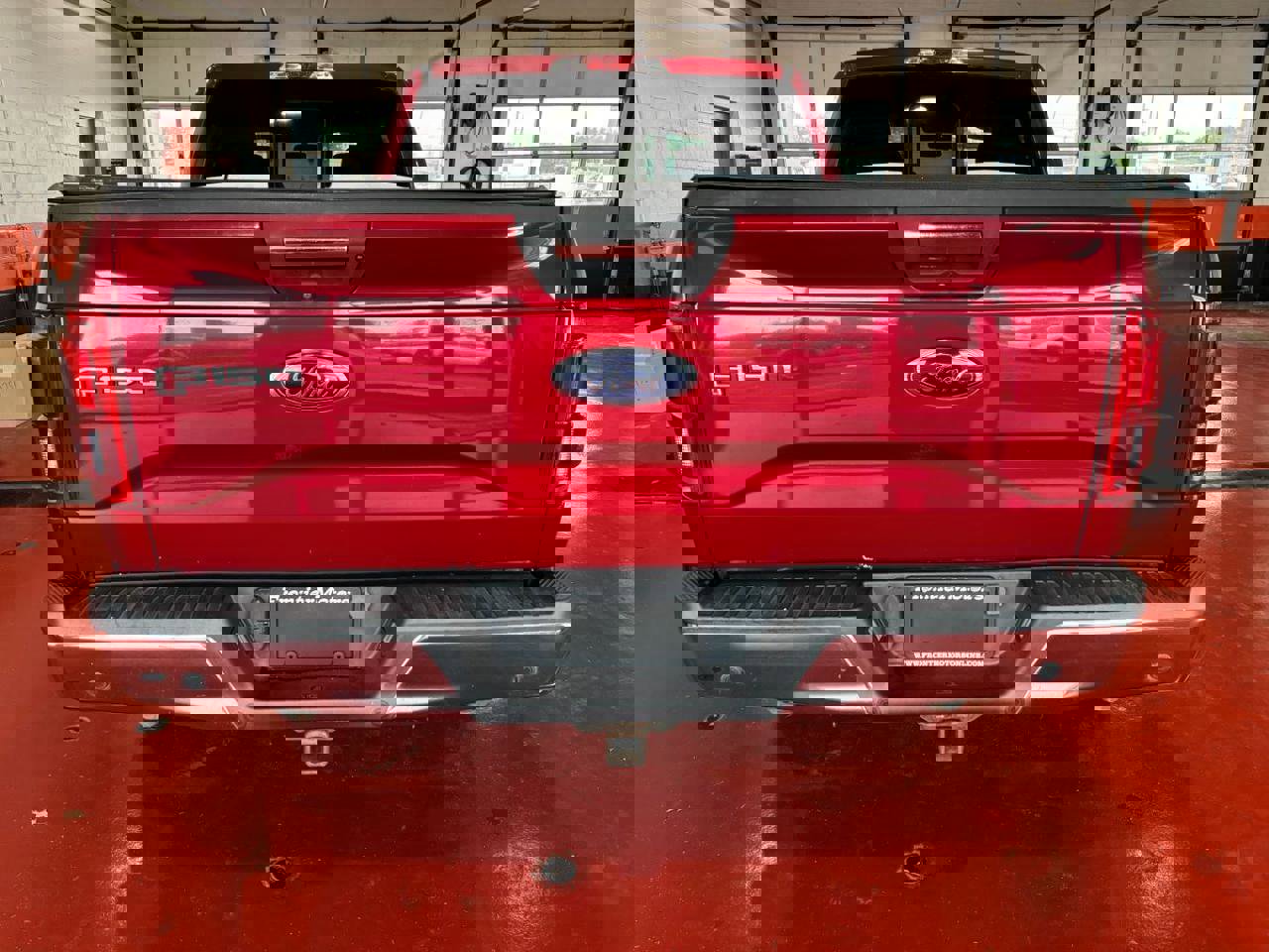 Used 2017 Ford F150 XLT w/ Equipment Group 302A Luxury image 8