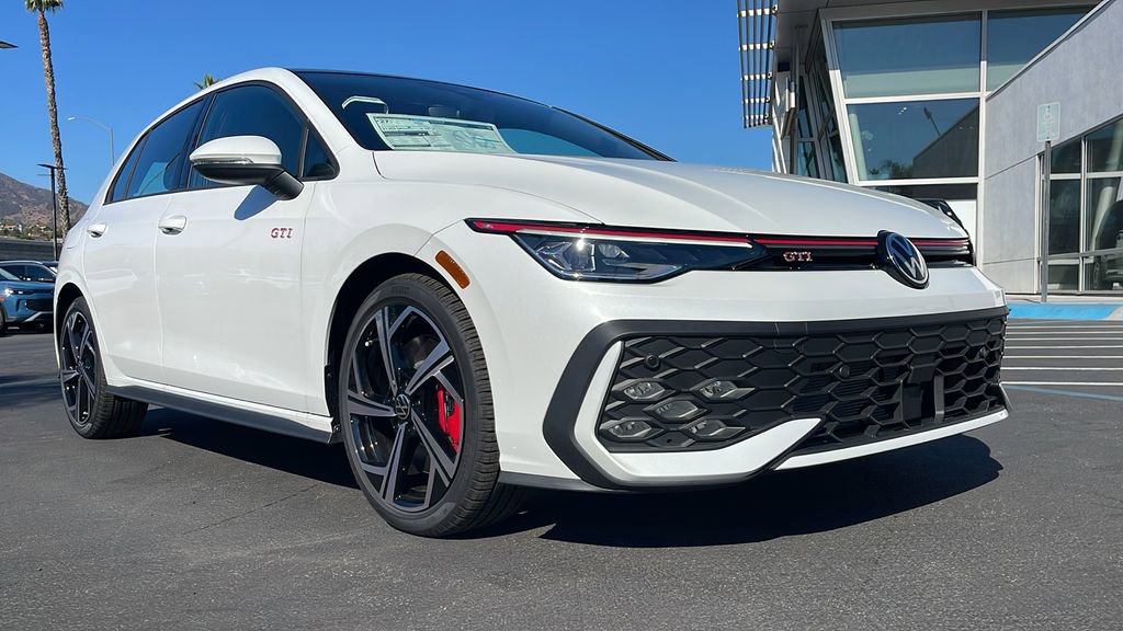 New 2025 Volkswagen GTI SE image 5