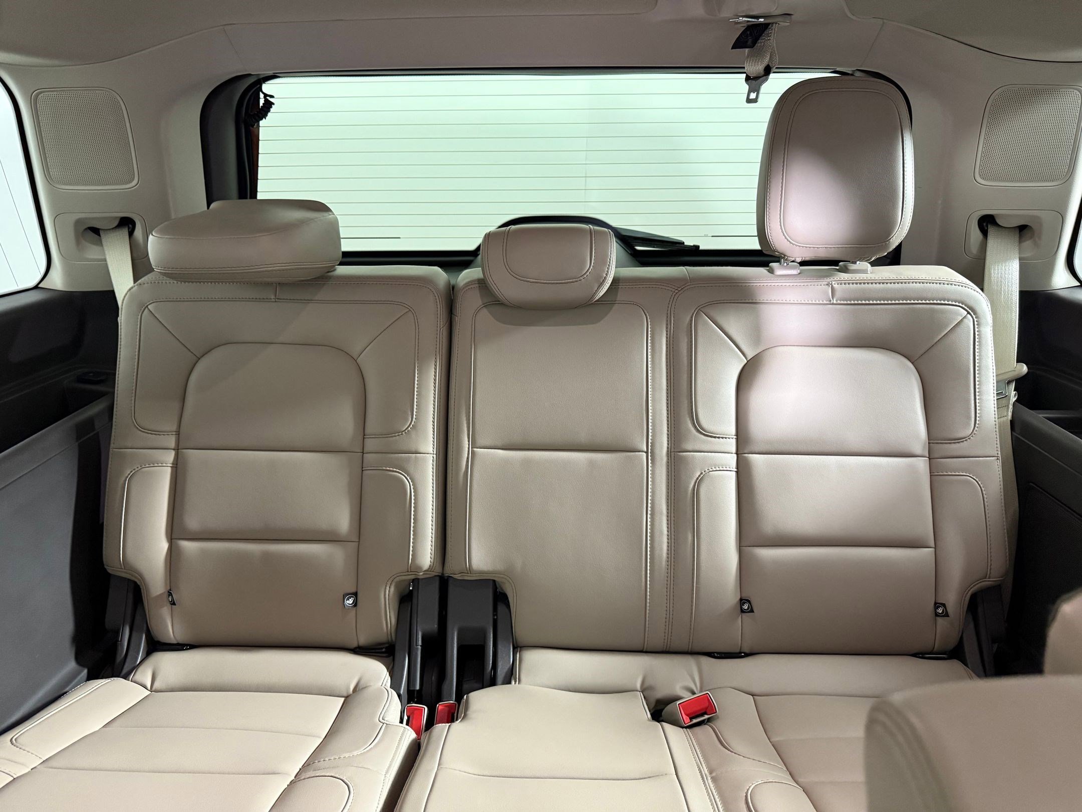 Used 2022 Lincoln Navigator Reserve image 28